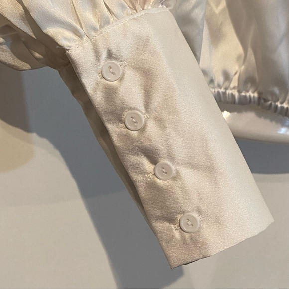 Akira White Satin Off Shoulder Top Size Small NWOT - Picture 11 of 16